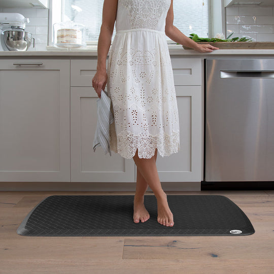 GelPro® Elite Comfort Mat Basketweave Black 20"x36" banner