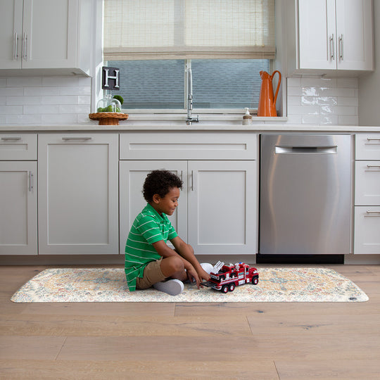 GelPro® Elite Comfort Mat Teagan Sunny Citrus 20"x72" banner
